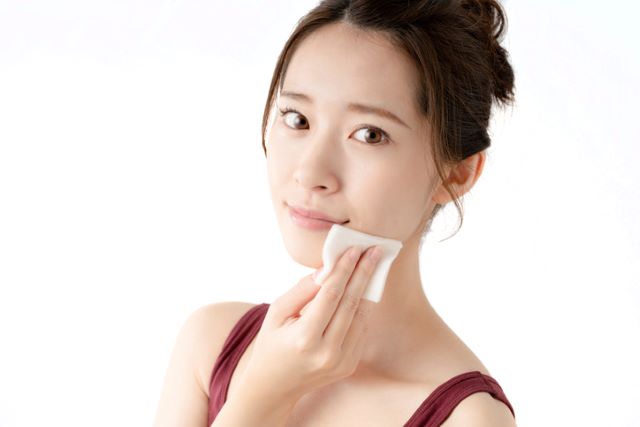 肌荒れしているときは洗顔後スキンケアを避けるべき？